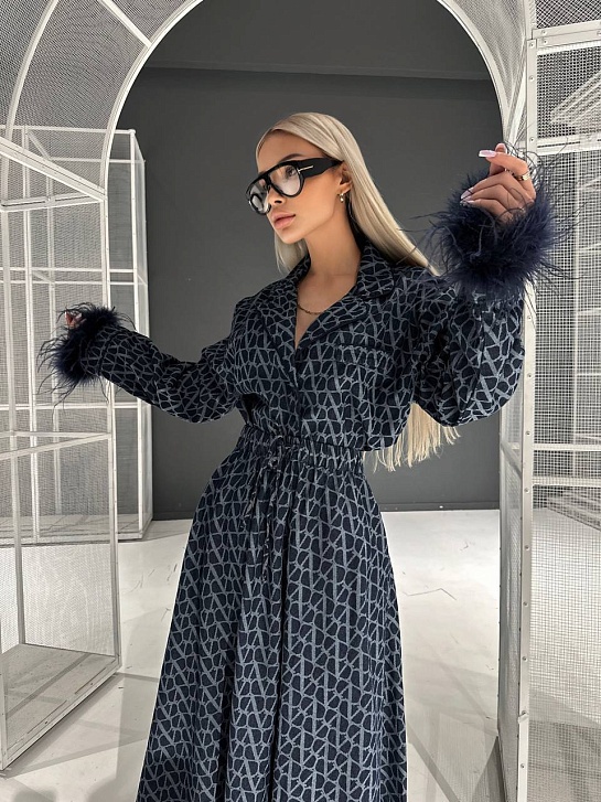 Женский костюм Valentino