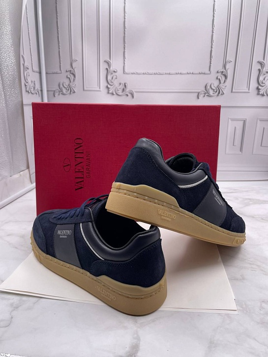 Замшевые кроссовки Valentino Garavani Upvillage - Navy
