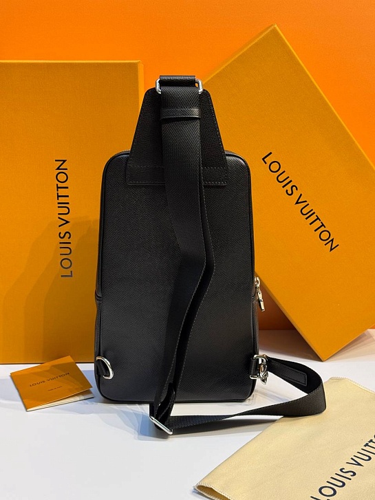 Кожаная сумка Louis Vuitton Avenue Sling premium 30x20x10 см