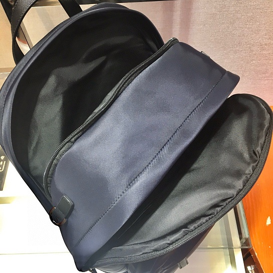 Нейлоновый рюкзак Prada Premium 43.5x31x20 см