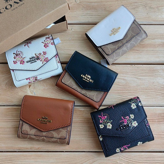 Кошелёк Coach Wyn Small 11x9.5 см (5 расцветок)   