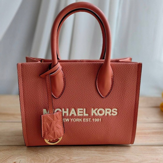 Кожаная сумка Michael Kors Mae Medium 24x19 см (5 расцветок)