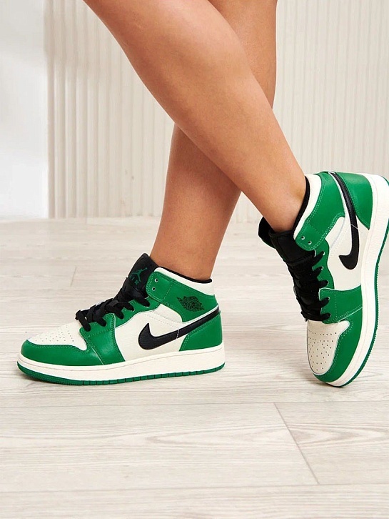 Женские кроссовки Nike Dunk High -  White / Green
