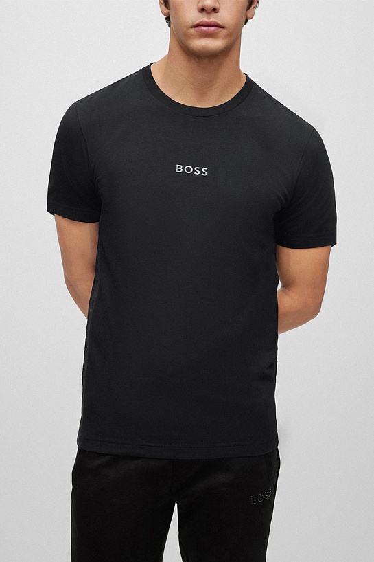Футболка чёрного цвета Hugo Boss logo-tape