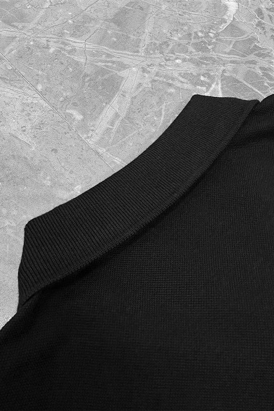 Мужское поло Hugo Boss чёрного цвета