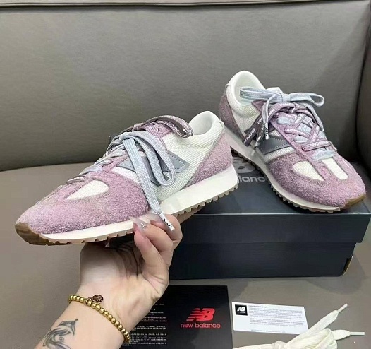 Женские кросовки MIU MIU x New Balance 471 premium   