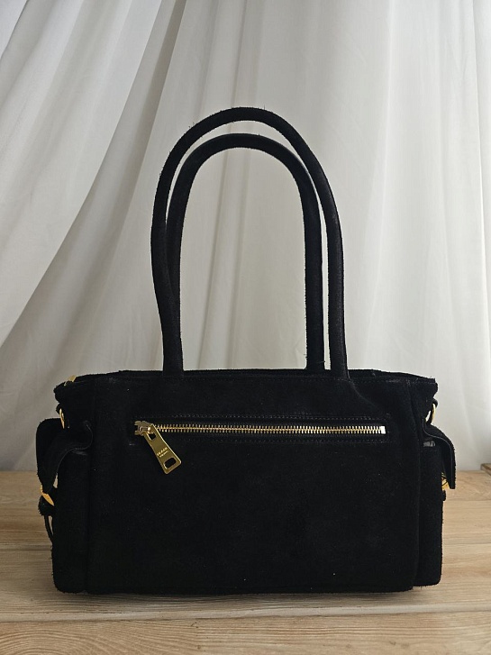 Замшевая сумка Prada 30x16 см