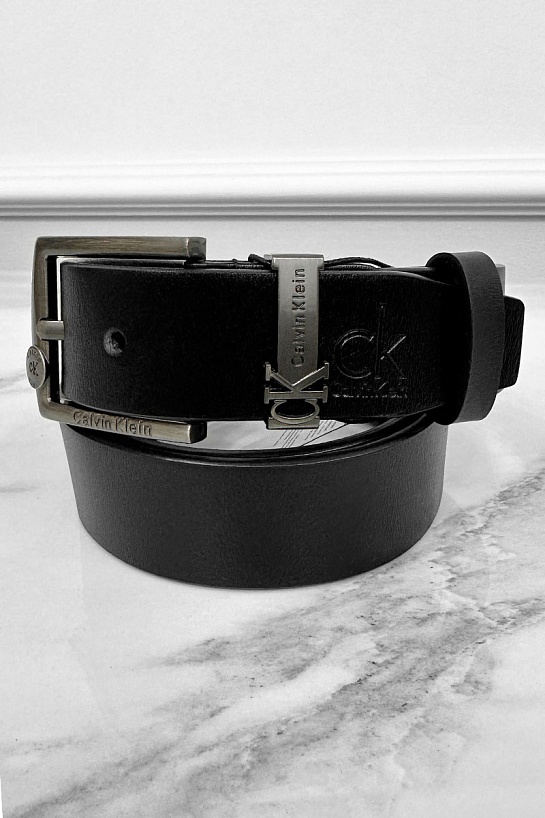 Мужской кожаный ремень Calvin Klein чёрного цвета