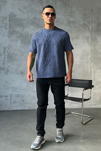 Оверсайз футболка Louis Vuitton Embossed Monogram - Indigo   