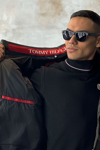 Мужская зелёная куртка Tommy Hilfiger   