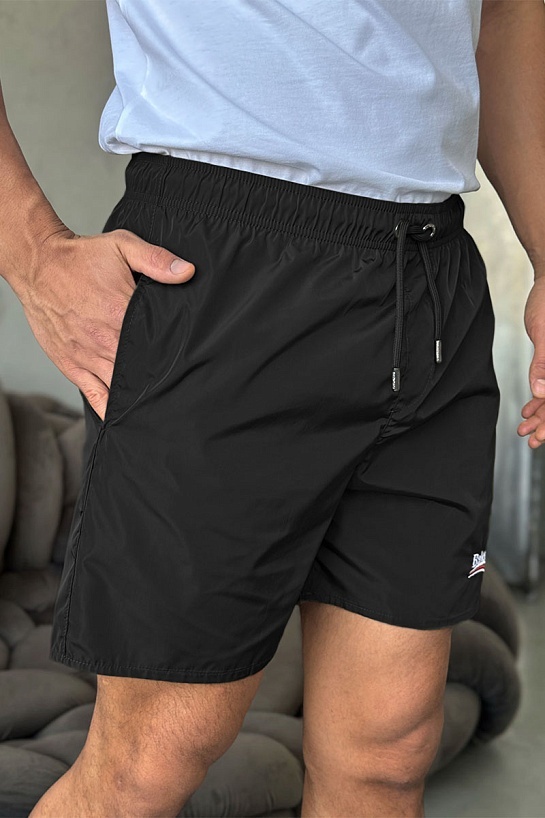 Чёрные шорты Balenciaga Political Campaign logo