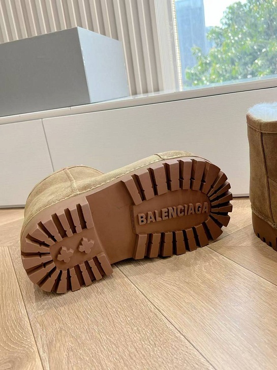 Женские ботинки Balenciaga Alaska Fur Bootie Premium - Brown