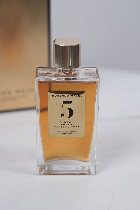 Парфюмерная вода Rosendo Mateu Nº 5 (100 мл)