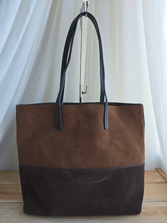Замшевая сумка-шоппер MIU MIU 34x33 см