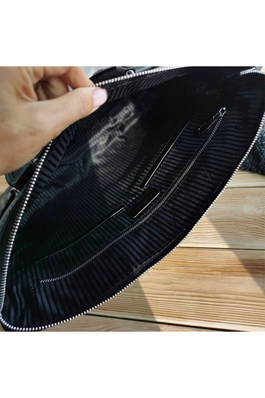 Кожаная сумка Fendi FF Monogram 39x29 см
