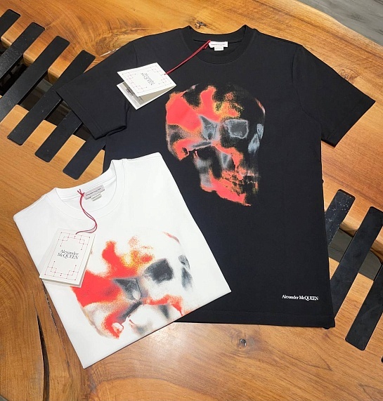 Футболка белого цвета Alexander McQueen Obscured Skull