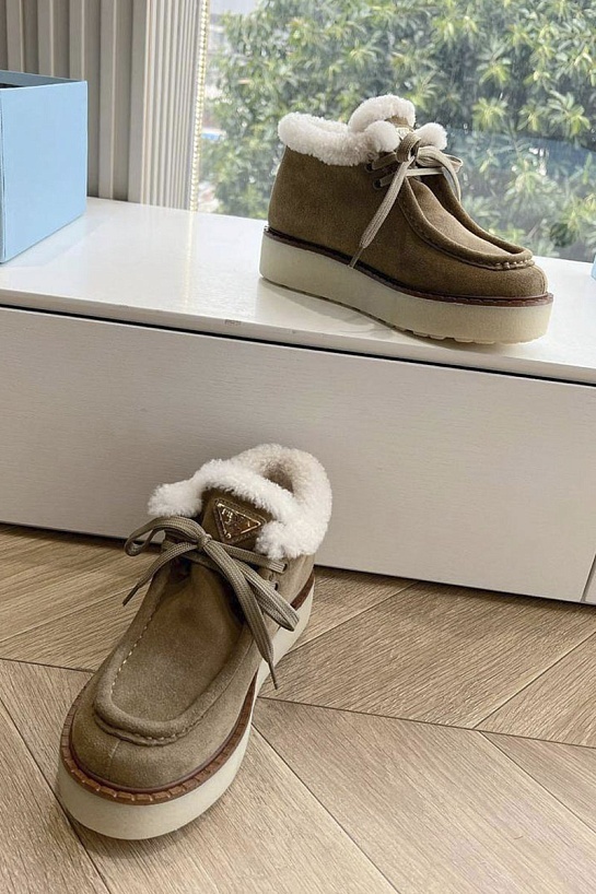Женские замшевые ботинки с мехом Prada Premium - Brown