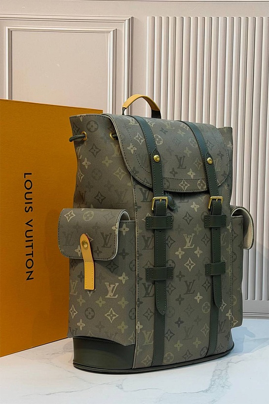 Кожаный рюкзак Louis Vuitton Christopher MM premium 39x32x12 см