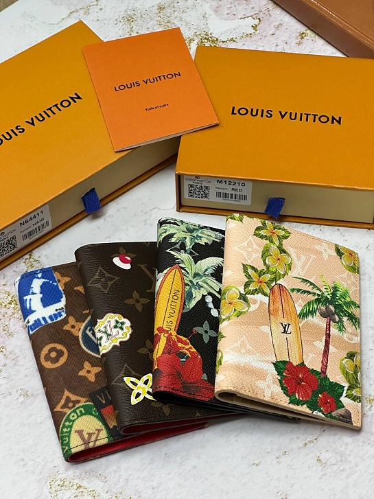 Кожаная обложка для паспорта Louis Vuitton Premium 10x14x2.5 см
