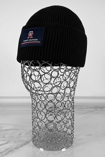Мужская чёрная шапка Tommy Hilfiger logo-patch   