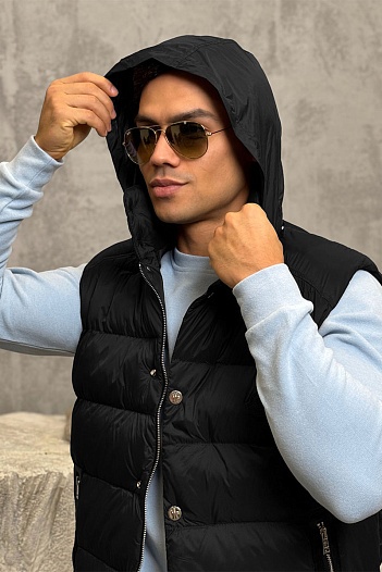 Чёрный жилет Moncler Herniaire logo-patch   