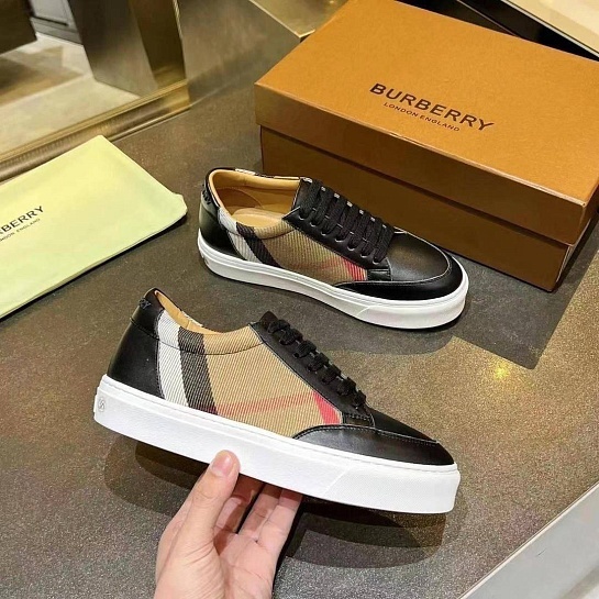 Комбинированные кроссовки Burberry New Salmond