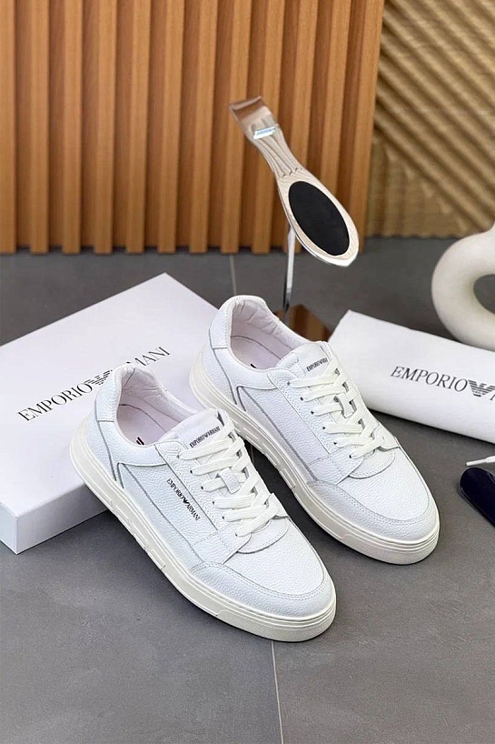 Кожаные кроссовки Emporio Armani белого цвета