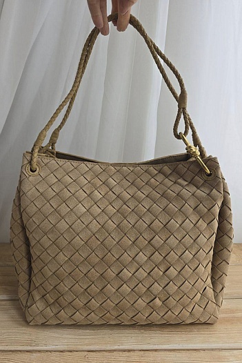 Замшевая сумка Bottega Veneta 35x24 см - Beige   