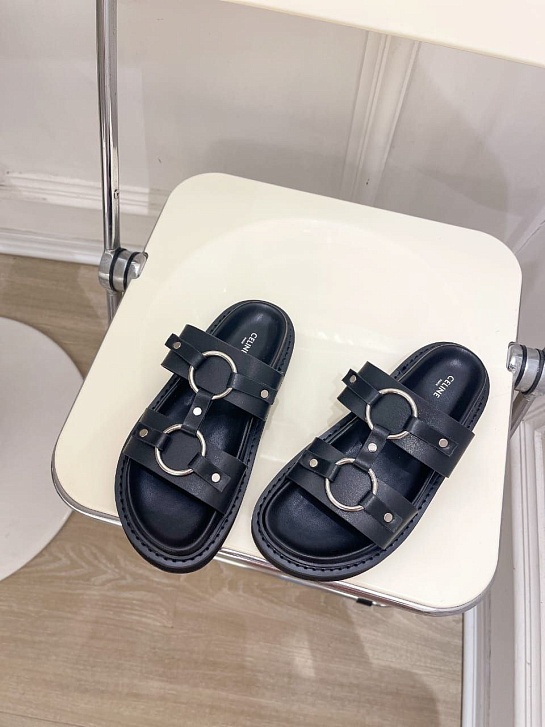 Женские кожаные шлёпанцы Celine Tippi - Black