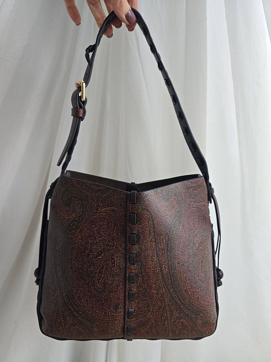 Кожаная сумка Etro с узором пейсли 24x18 см