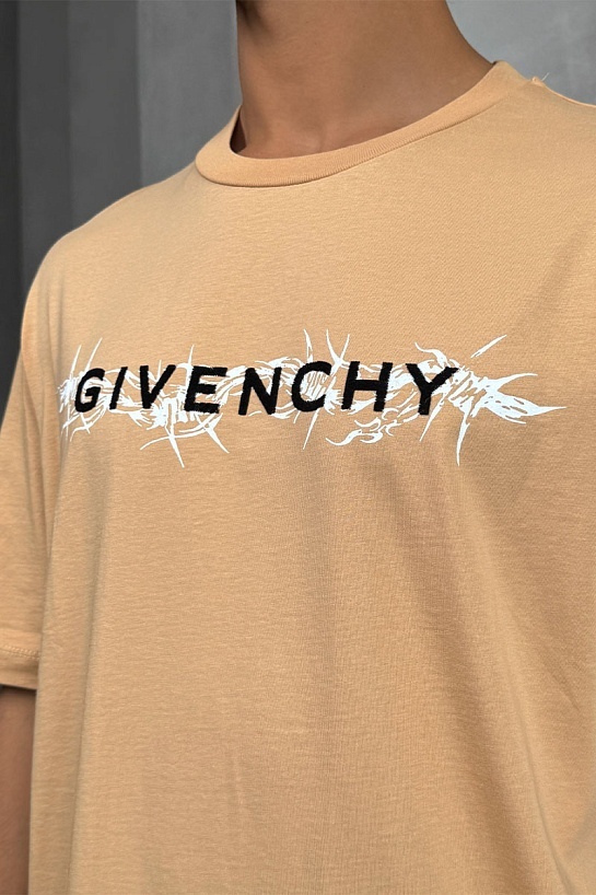 Бежевая оверсайз футболка Givenchy Barbed Wire-print