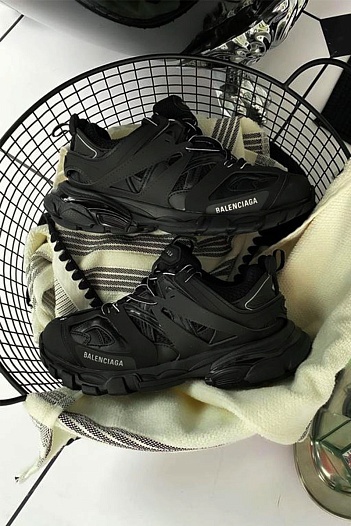 Кроссовки чёрного цвета Balenciaga Track Trainers   