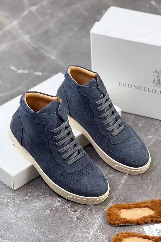 Замшевые кроссовки с меховой стелькой Brunello Cucinelli