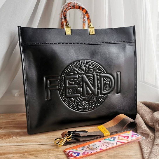 Кожаная сумка-шоппер Fendi Damen Sunshine 40x34 см