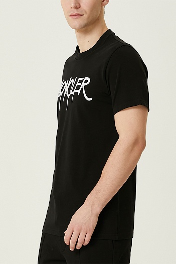 Мужская чёрная футболка Moncler spray logo-print   