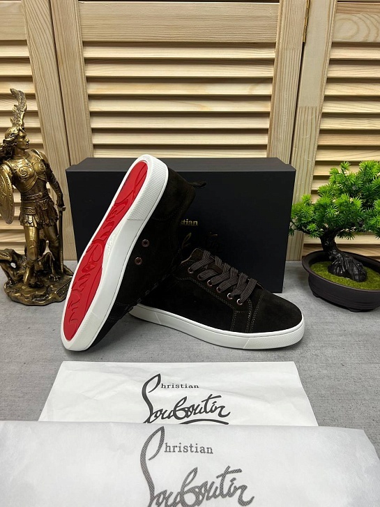 Мужские замшевые кроссовки Christian Louboutin 