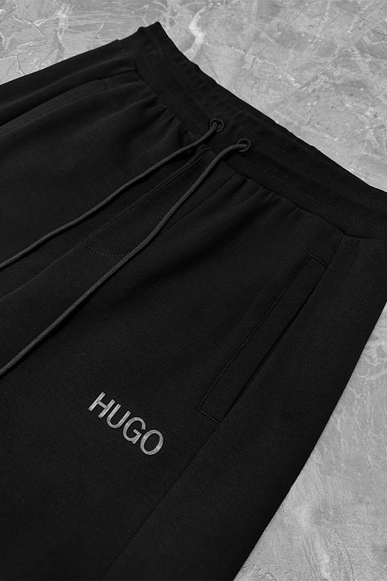 Мужские чёрные штаны Hugo Boss