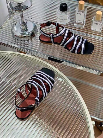 Женские кожаные сандалии Loro Piana Premium   