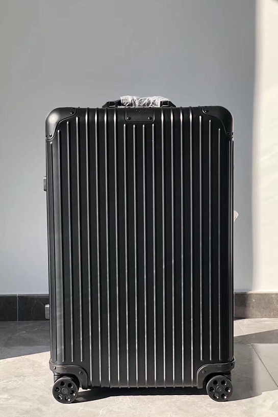 Чемодан Rimowa Aluminum L Premium 76x50x27 см