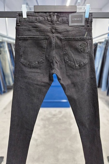 Мужские чёрные джинсы Versace   