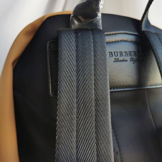 Нейлоновый рюкзак Burberry London England logo-patch 40x30 см
