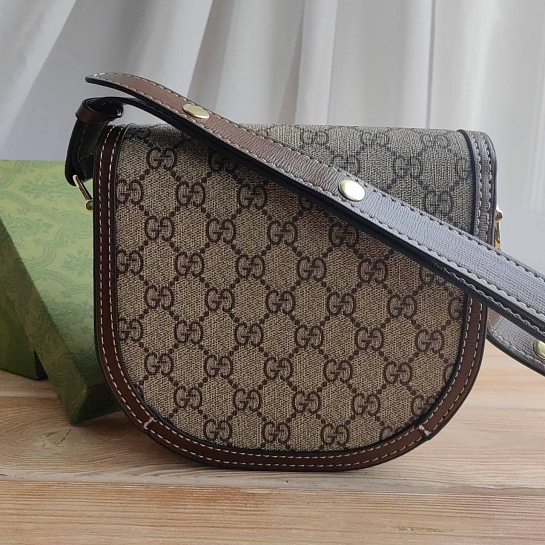 Женская сумка Gucci Horsebit 1955 mini 19x18 см - Brown
