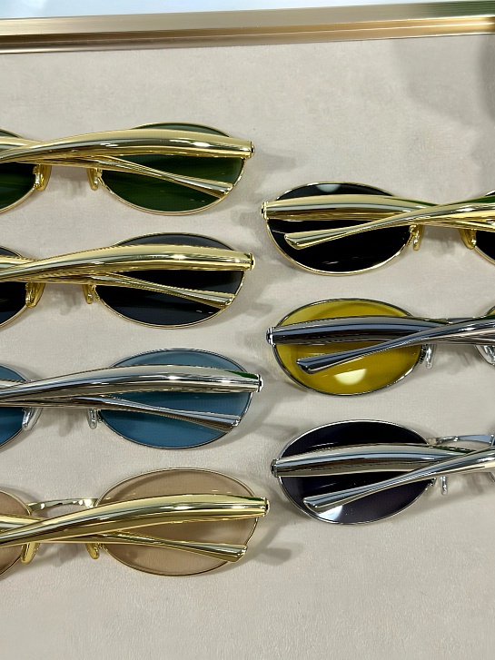 Солнцезащитные очки Bottega Veneta Sardine Oval