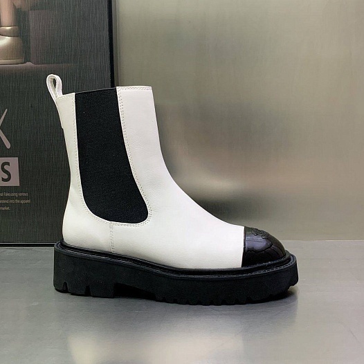 Женские кожаные сапоги Chanel Cruise premium - White / Black   