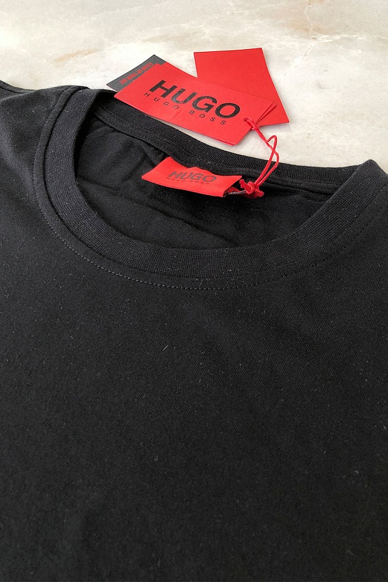 Мужская чёрная футболка Hugo Boss