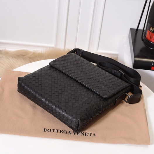 Кожаная сумка Bottega Veneta Premium 30x30x5.5 см   