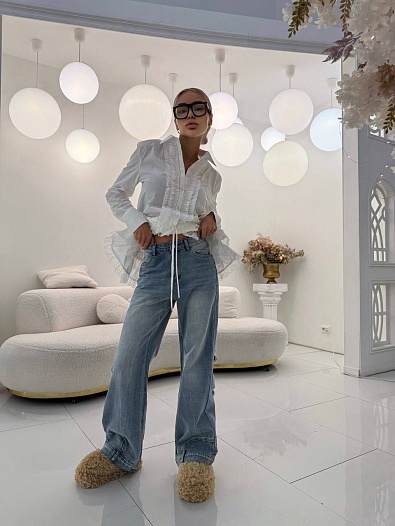 Женские рванные джинсы Balenciaga синего цвета   