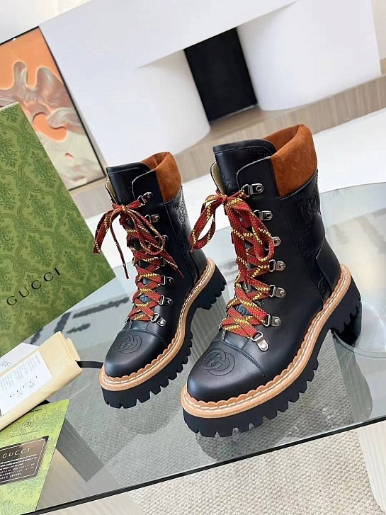 Женские кожаные ботинки Gucci
