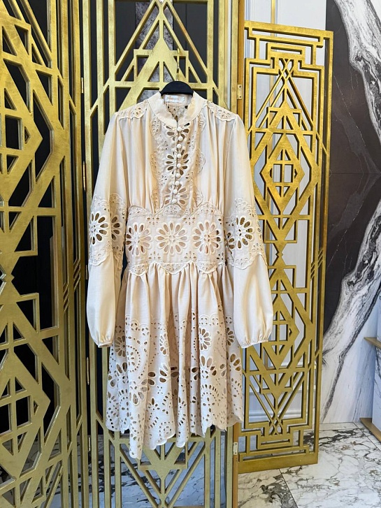 Женское бежевое платье Zimmermann с кружевами