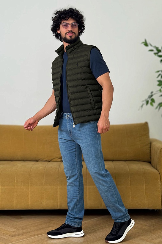 Мужской жилет зелёного цвета Polo Ralph Lauren